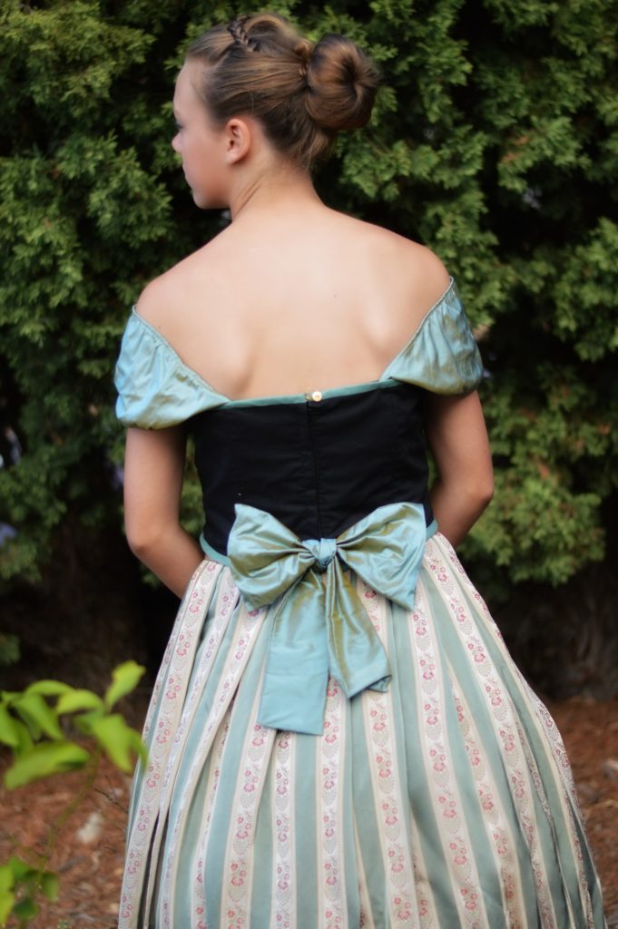Frozen Princess Anna dress back